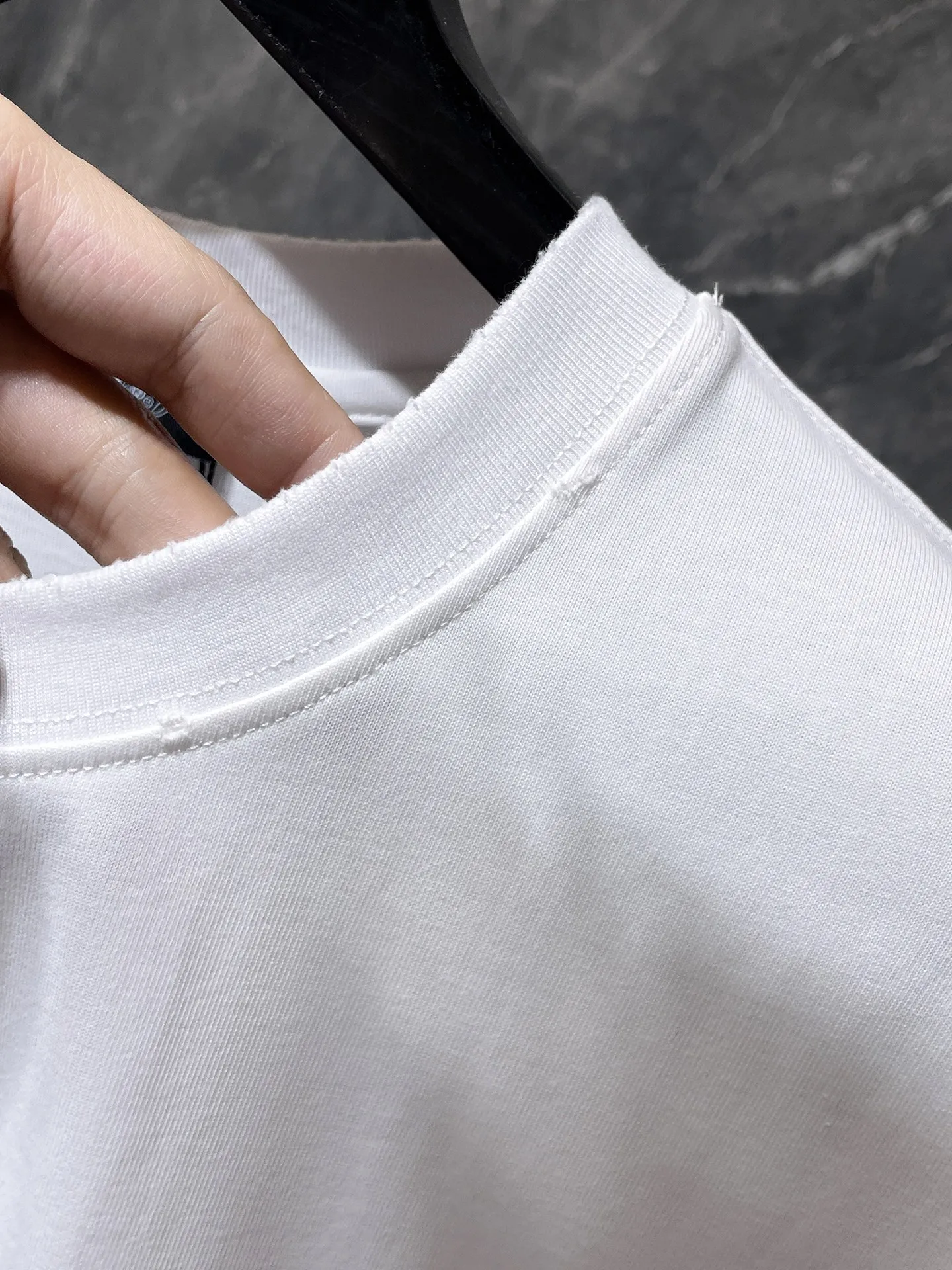 P170 New for summer Chrome Hearts 25ss Engraved film hot diamond version High gram weight environmentally friendly high-quality top fabric 280g Heavy hot diamond horseshoe Sanskrit letter cross short sleeves counter synchronization 1:1 replica version Recommended color: black white Size: S, M, L, XL
